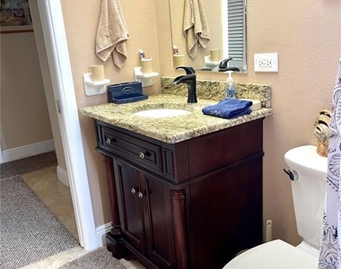 4650 Cove Circle - Photo Thumbnail 34