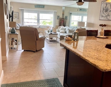 4650 Cove Circle - Photo Thumbnail 2