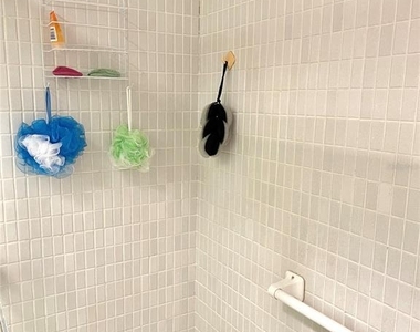 4650 Cove Circle - Photo Thumbnail 25