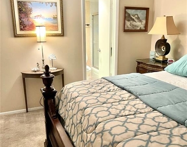 4650 Cove Circle - Photo Thumbnail 19