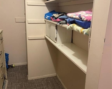 4650 Cove Circle - Photo Thumbnail 31