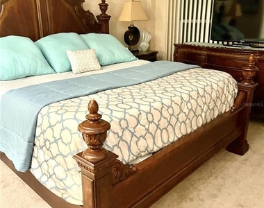 4650 Cove Circle - Photo Thumbnail 16