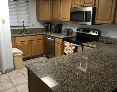 1571 S Atlantic Avenue - Photo Thumbnail 11
