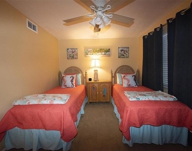 1571 S Atlantic Avenue - Photo Thumbnail 5