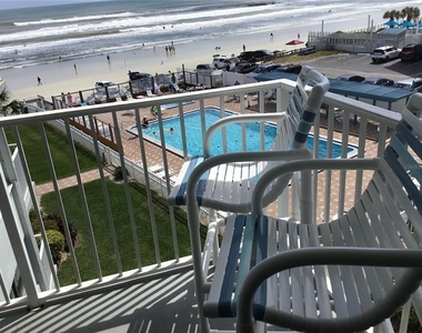 1571 S Atlantic Avenue - Photo Thumbnail 3