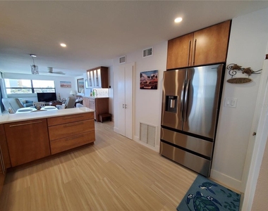 1571 S Atlantic Avenue - Photo Thumbnail 5