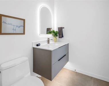 2305 Temple Street - Photo Thumbnail 29