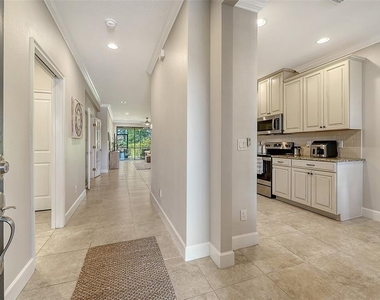 13604 Messina Loop - Photo Thumbnail 4