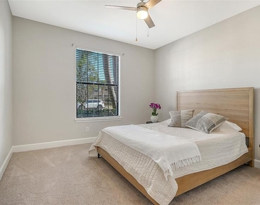 13604 Messina Loop - Photo Thumbnail 23