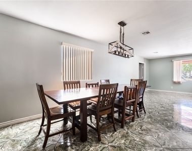 724 N Fogg Street - Photo Thumbnail 13