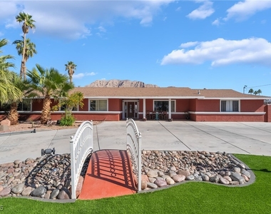 724 N Fogg Street - Photo Thumbnail 7