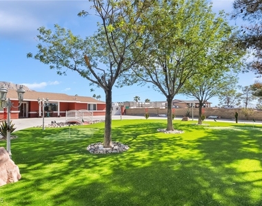 724 N Fogg Street - Photo Thumbnail 5