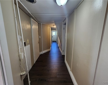 927 State Street - Photo Thumbnail 10