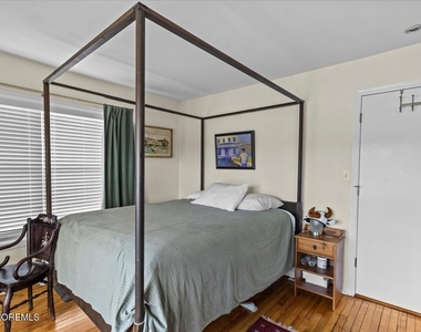 1503 Comstock Street - Photo Thumbnail 25