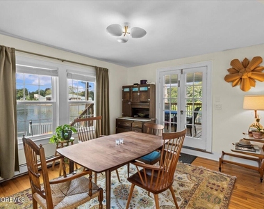 1503 Comstock Street - Photo Thumbnail 15