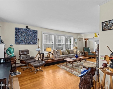 1503 Comstock Street - Photo Thumbnail 9