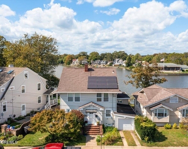 1503 Comstock Street - Photo Thumbnail 2