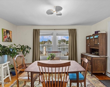 1503 Comstock Street - Photo Thumbnail 16