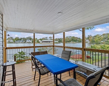 1503 Comstock Street - Photo Thumbnail 29
