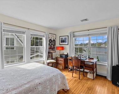 1503 Comstock Street - Photo Thumbnail 22