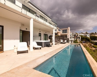 1515 Tahiti Avenue - Photo Thumbnail 13