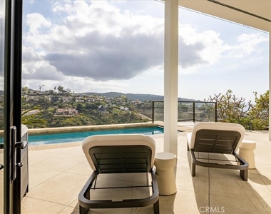 1515 Tahiti Avenue - Photo Thumbnail 12