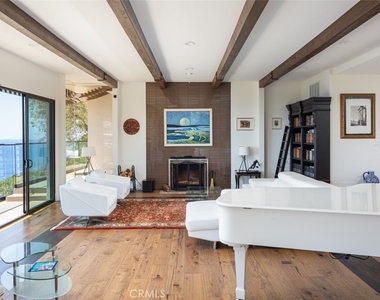 1401 Emerald Bay - Photo Thumbnail 2