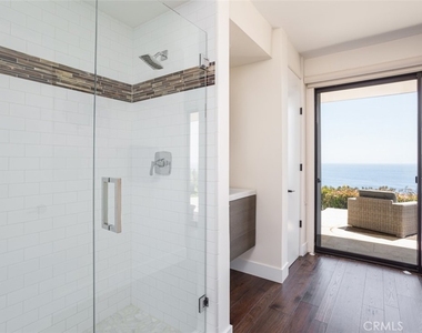 1401 Emerald Bay - Photo Thumbnail 19