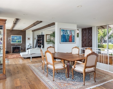 1401 Emerald Bay - Photo Thumbnail 8