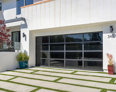 3437 Troy Drive - Photo Thumbnail 3