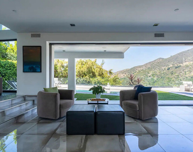 3437 Troy Drive - Photo Thumbnail 17