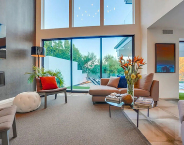3437 Troy Drive - Photo Thumbnail 7