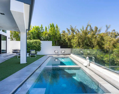 3437 Troy Drive - Photo Thumbnail 5