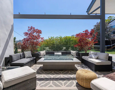 3437 Troy Drive - Photo Thumbnail 12