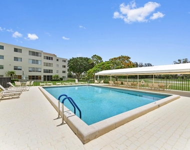6768 10th Avenue N - Photo Thumbnail 32