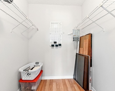 6768 10th Avenue N - Photo Thumbnail 19