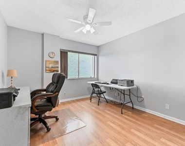 6768 10th Avenue N - Photo Thumbnail 15