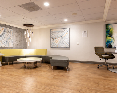 4920 Van Nuys Blvd - Photo Thumbnail 31