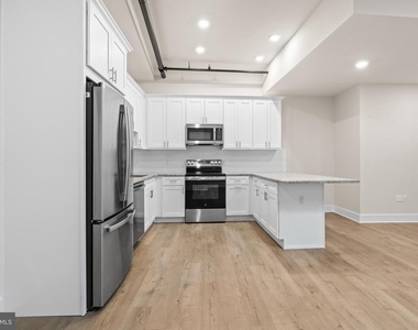 30 W Broad Street - Photo Thumbnail 19
