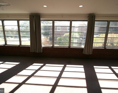 10104 Towhee Avenue - Photo Thumbnail 35