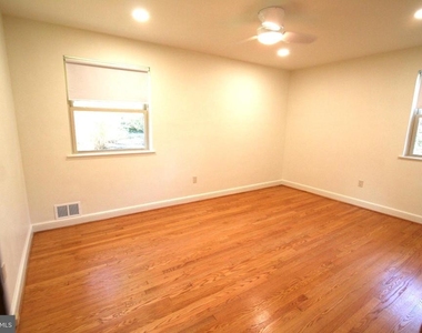 10104 Towhee Avenue - Photo Thumbnail 25