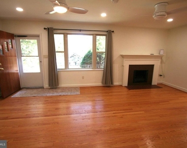 10104 Towhee Avenue - Photo Thumbnail 7