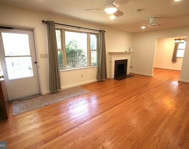 10104 Towhee Avenue - Photo Thumbnail 9