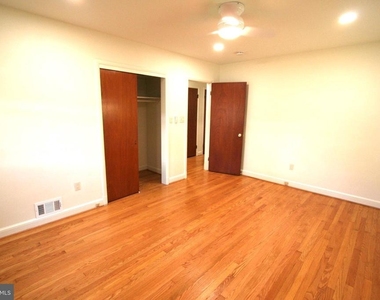 10104 Towhee Avenue - Photo Thumbnail 26