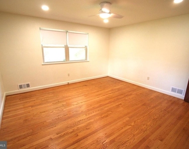 10104 Towhee Avenue - Photo Thumbnail 24