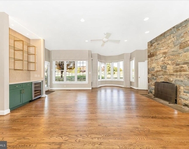 9723 Beman Woods Way - Photo Thumbnail 12