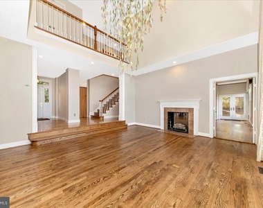 9723 Beman Woods Way - Photo Thumbnail 6