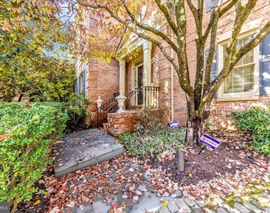 9723 Beman Woods Way - Photo Thumbnail 43