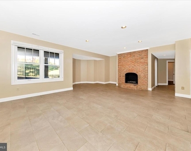 9723 Beman Woods Way - Photo Thumbnail 35