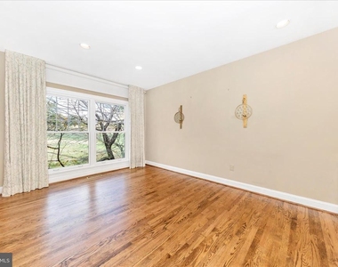 9723 Beman Woods Way - Photo Thumbnail 7